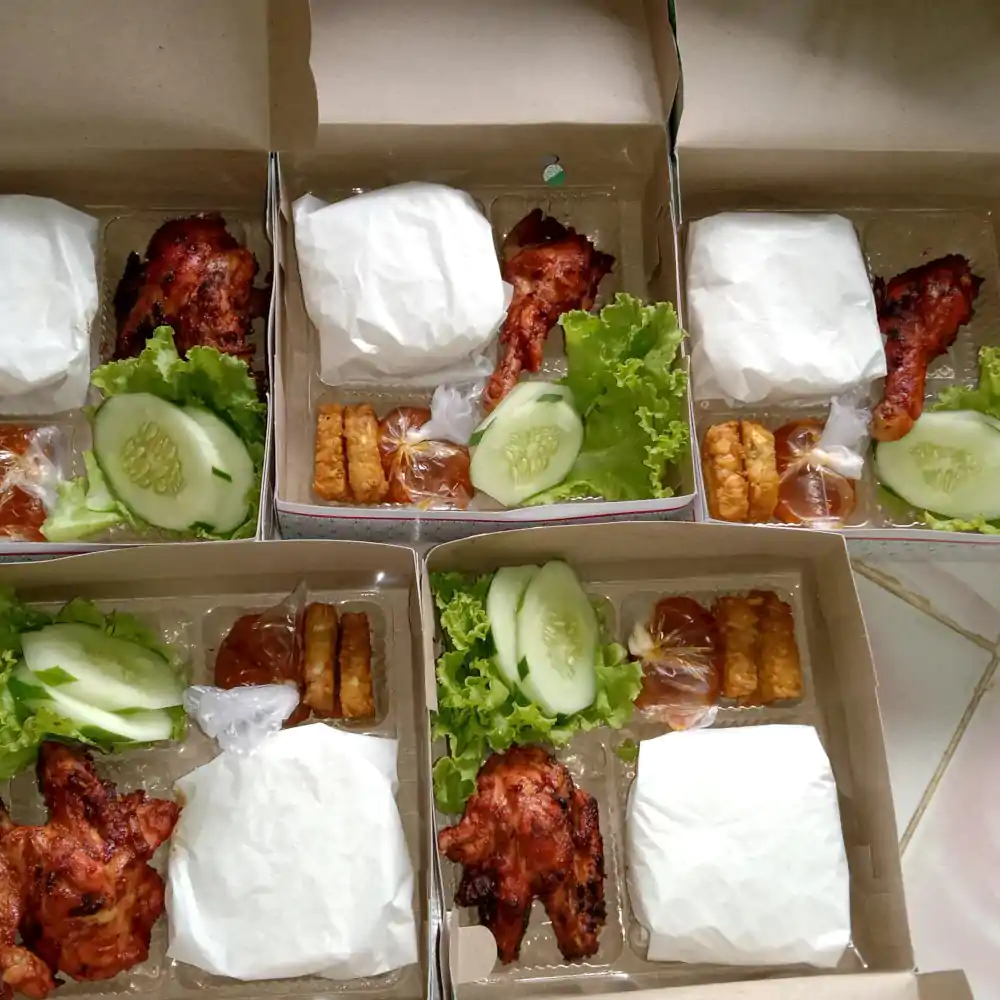 nasi ayam penyet